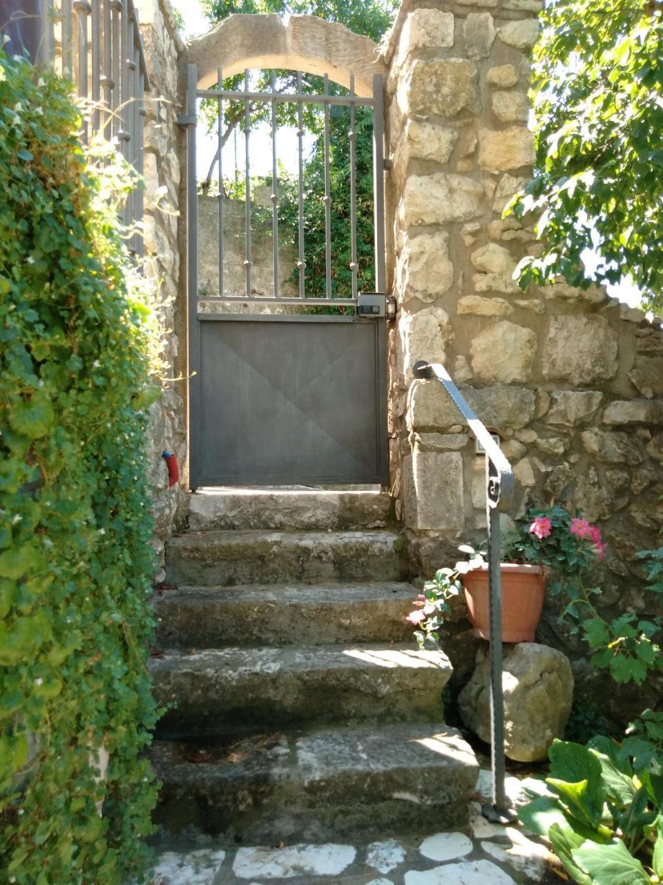 Casa Vacanze "Pietra Viva" Castelnuovo Parano ภายนอก รูปภาพ