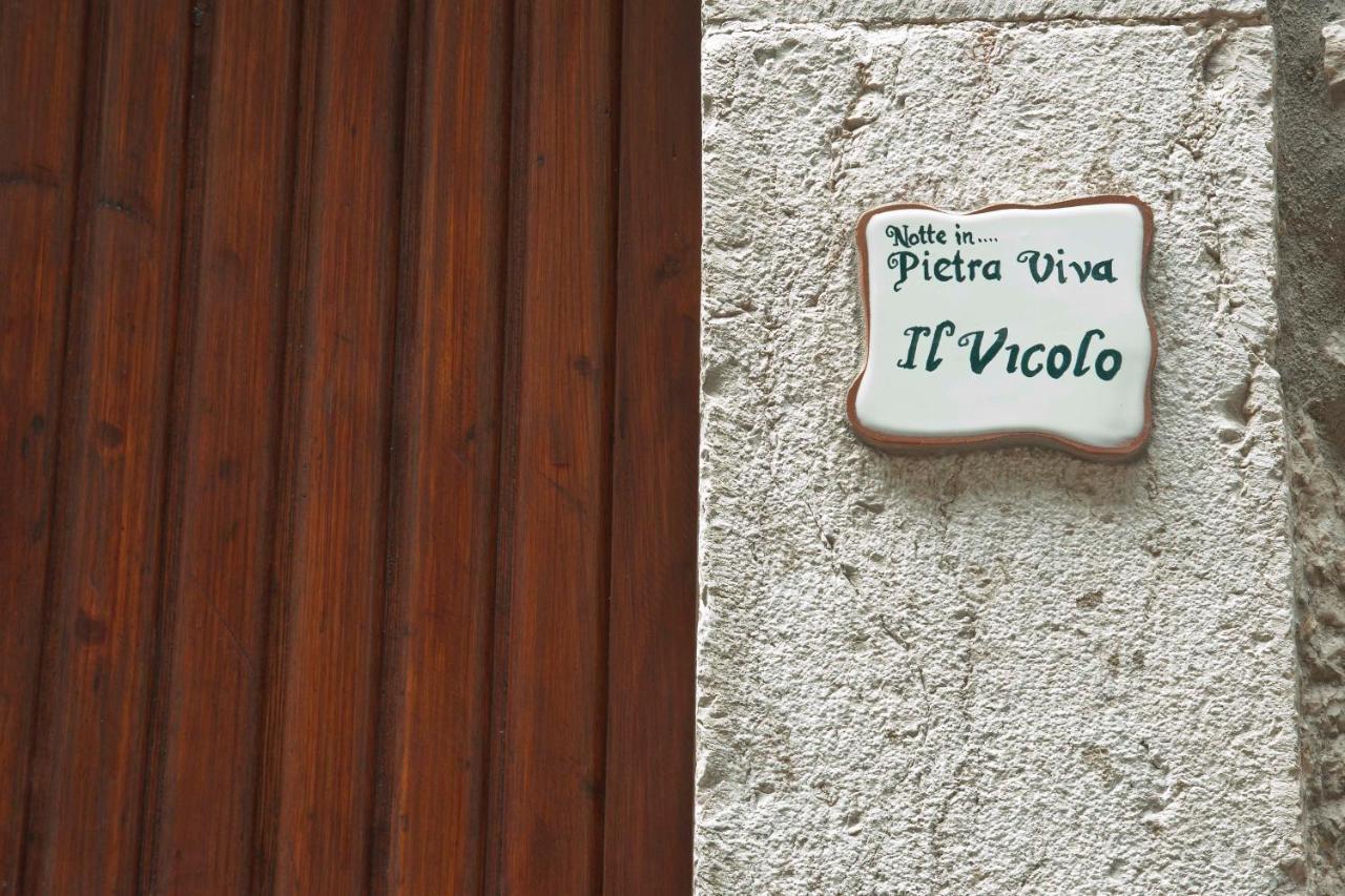 Casa Vacanze "Pietra Viva" Castelnuovo Parano ภายนอก รูปภาพ